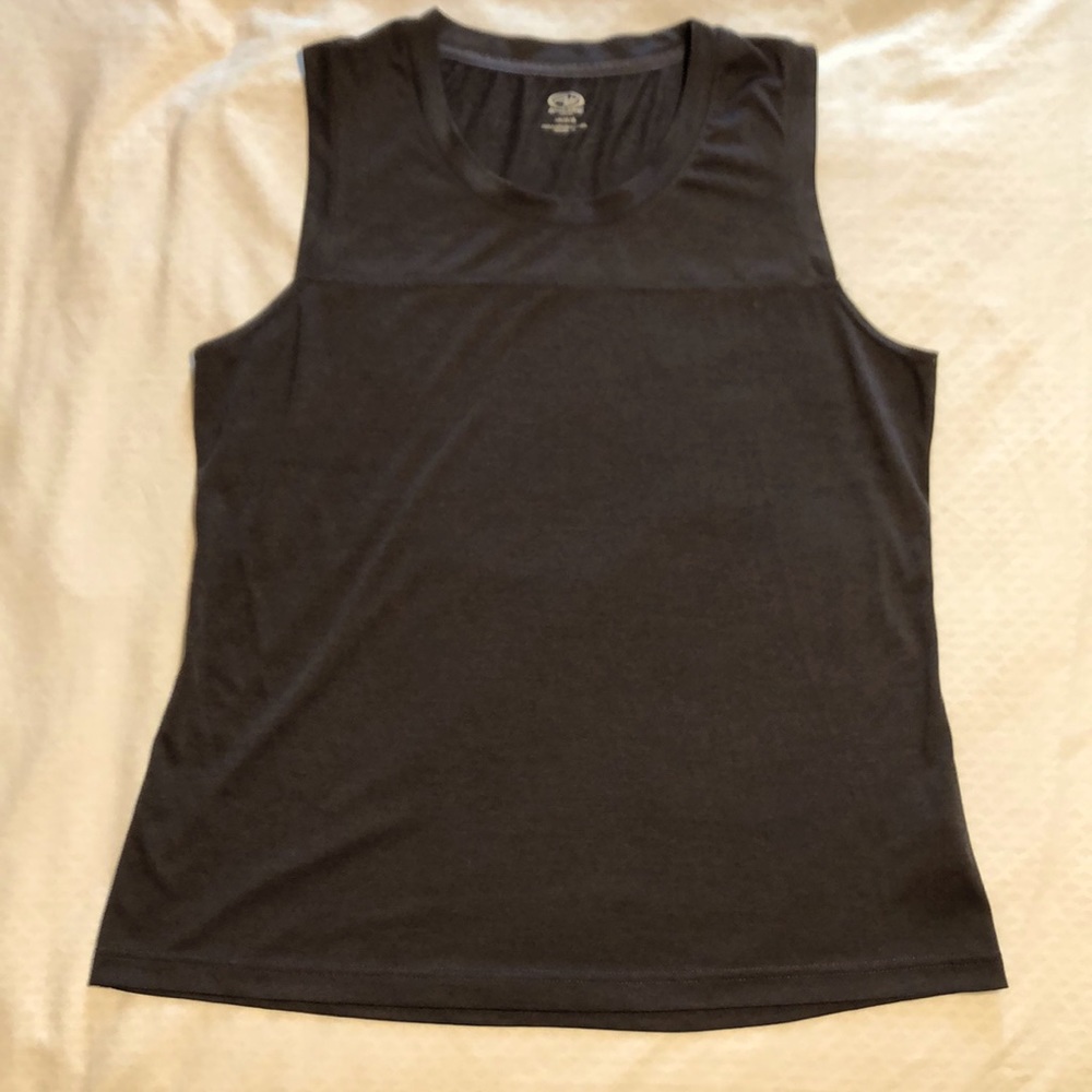 Athletic Works women’s exercise Muscle T shirt